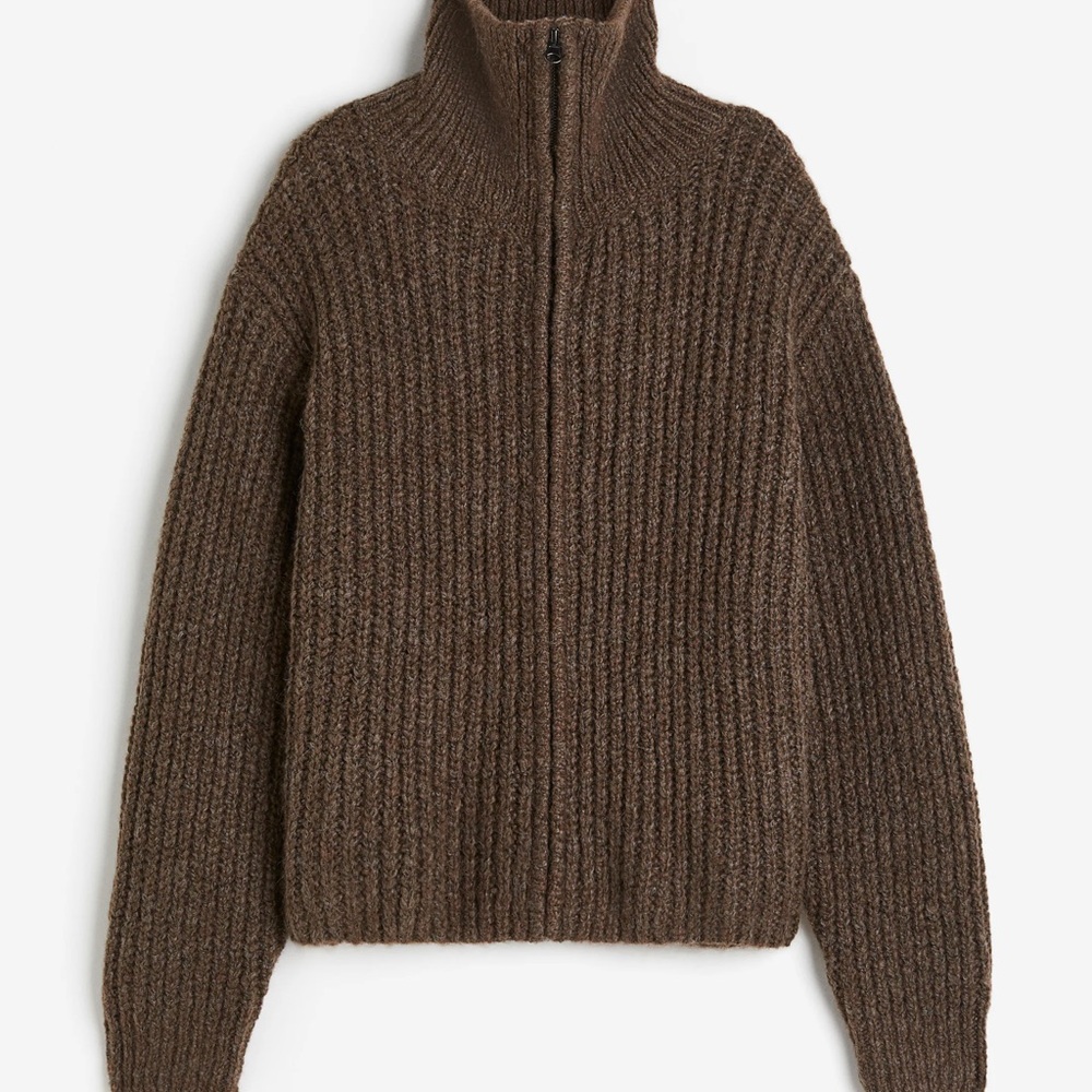 Women’s Cardigan in Dark Taupe